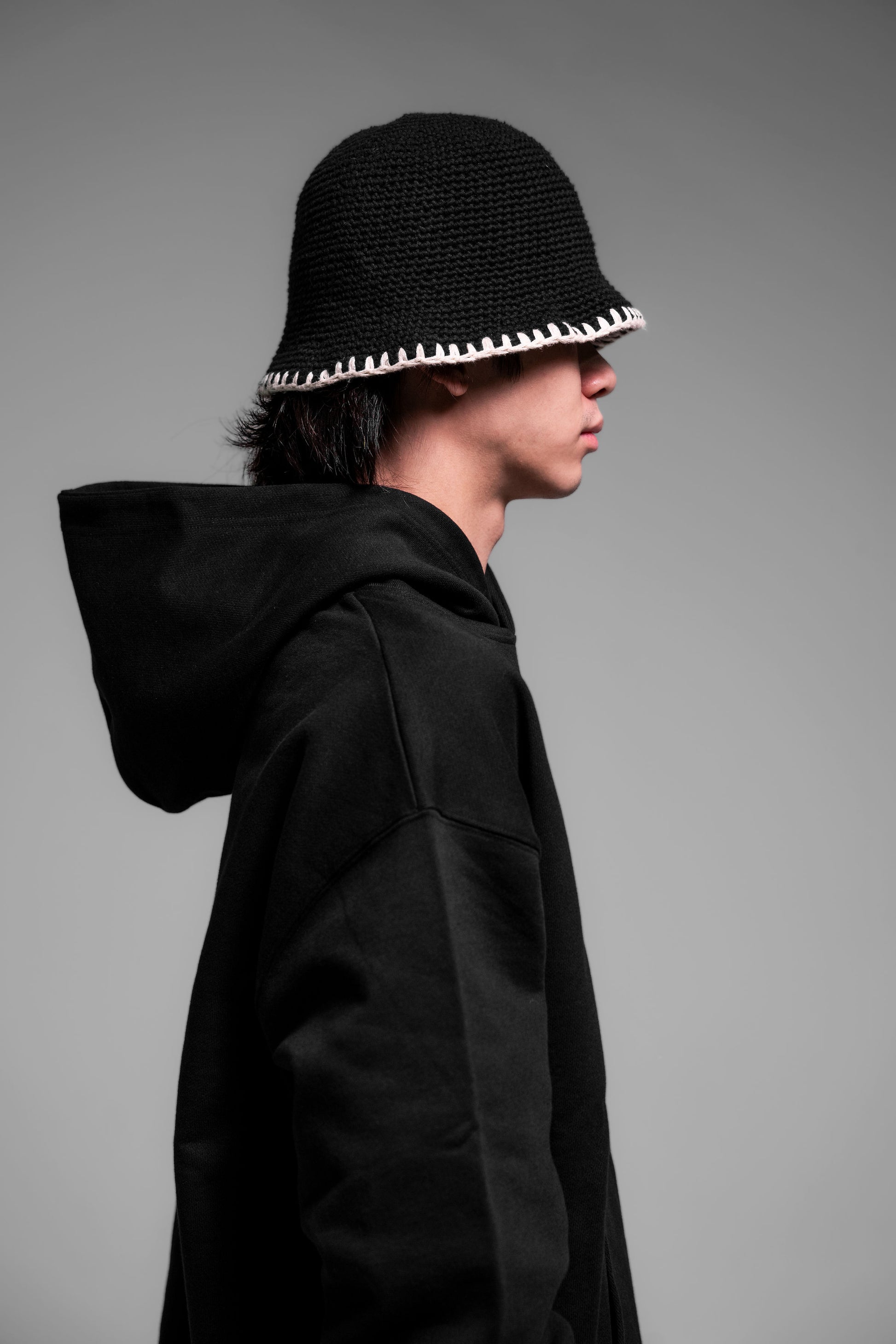 TRIPLE BLACK ESSENTIAL HOODIE