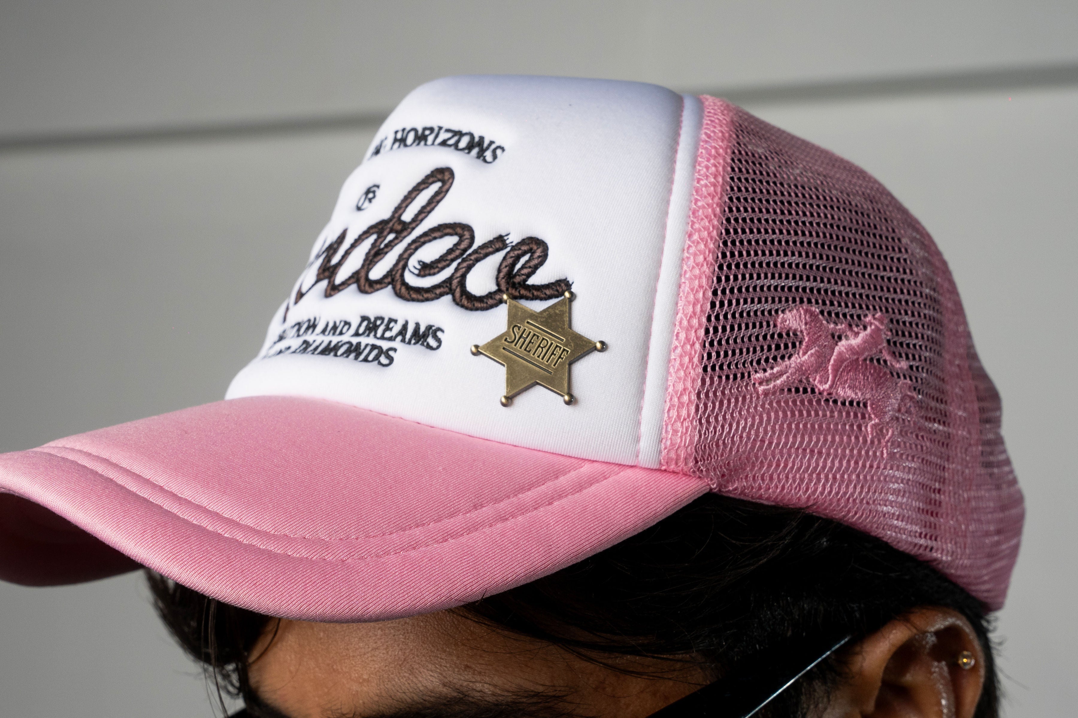 Chasing Horizons Trucker Cap - Guridi