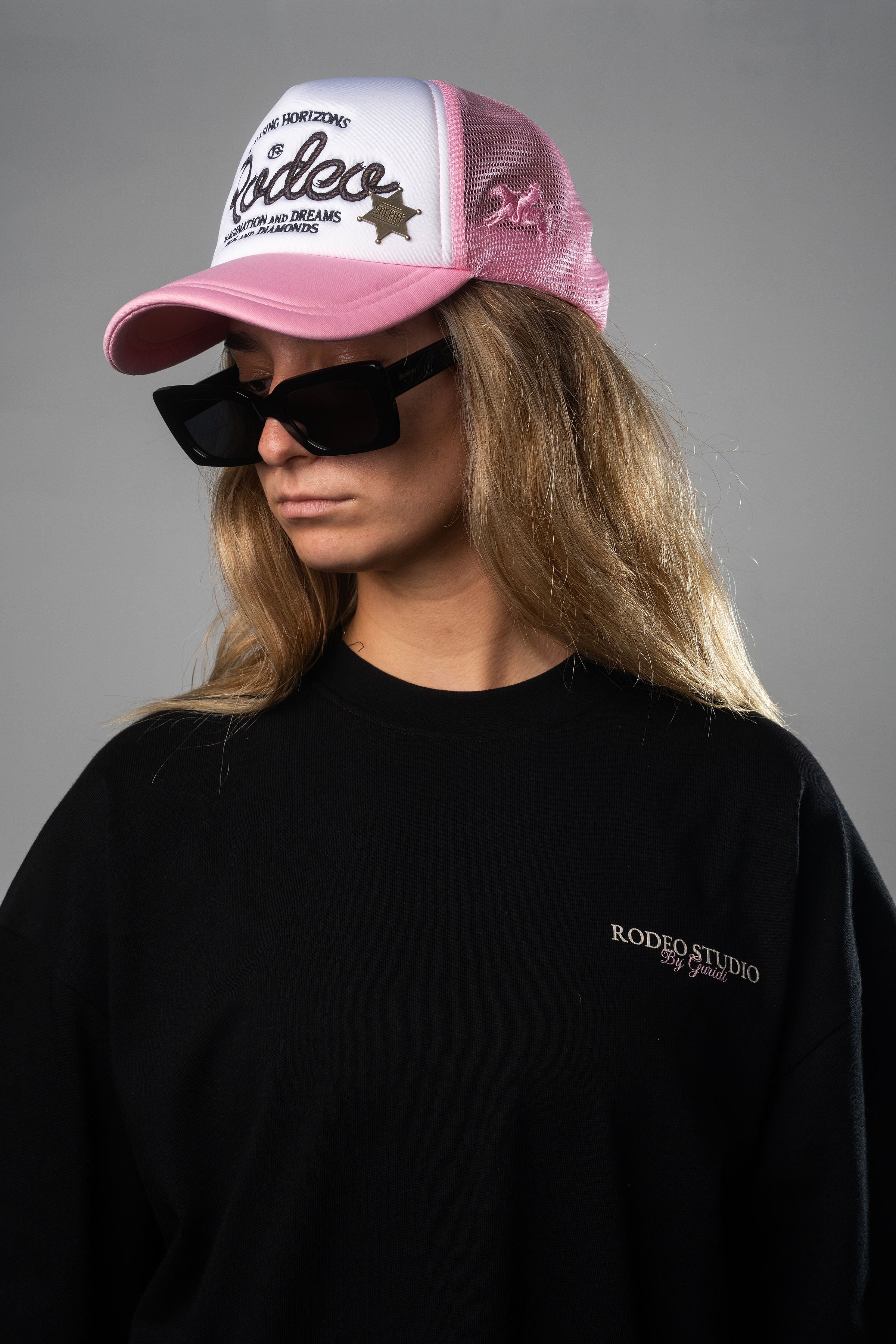 Chasing Horizons Trucker Cap - Guridi