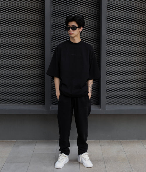 BLACK ESSENTIAL MOCK NECK - Guridi